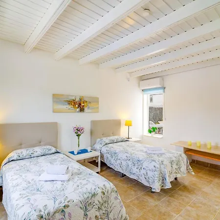 Villa Sarita Sol By Playa Blanca (Lanzarote)